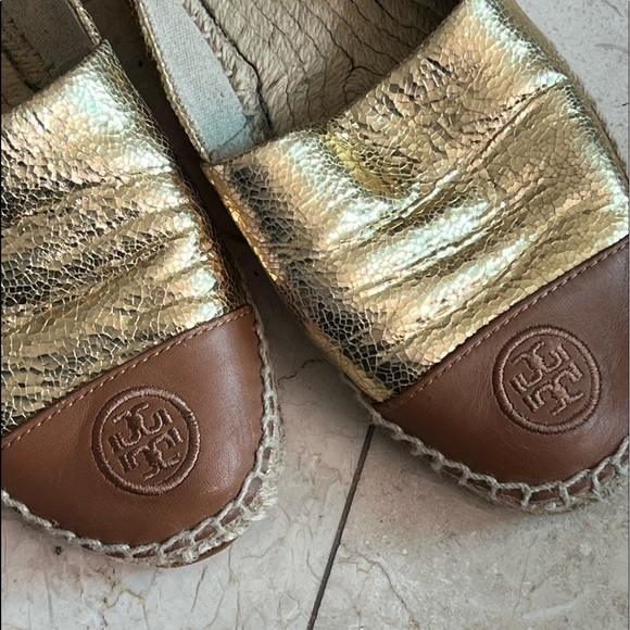 Tory Burch Cap Toe Espadrilles USED - Picture 3 of 16